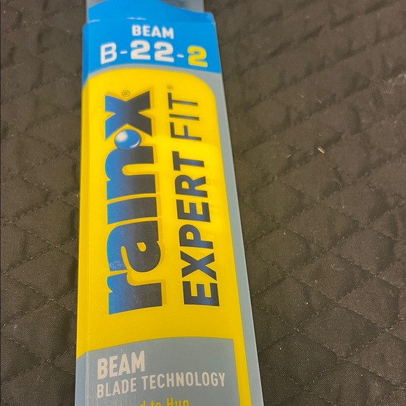 Expert Fit Front and Rear Windshield Wiper Blade - Black - Picture 3 of 3